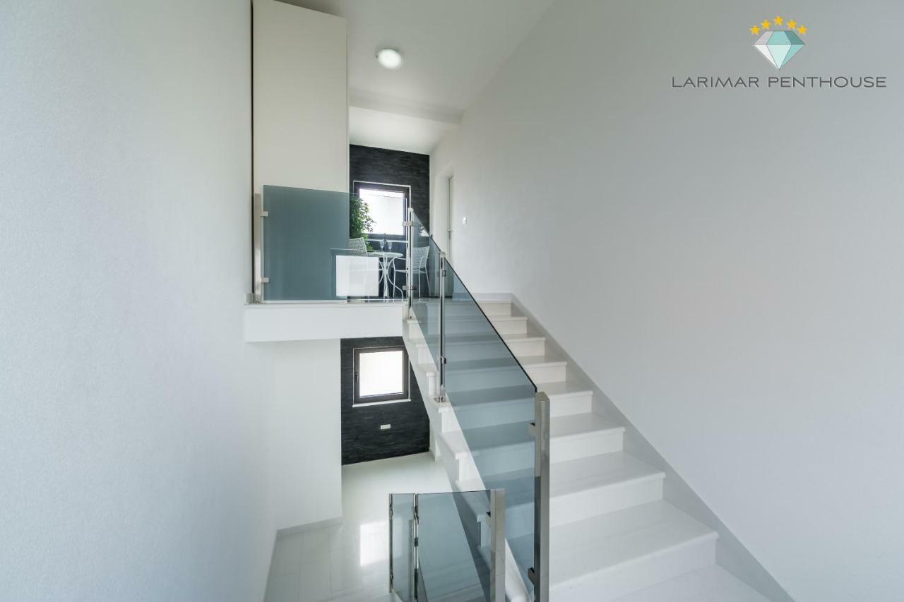 Larimar Penthouse Apartamento Crikvenica Exterior foto