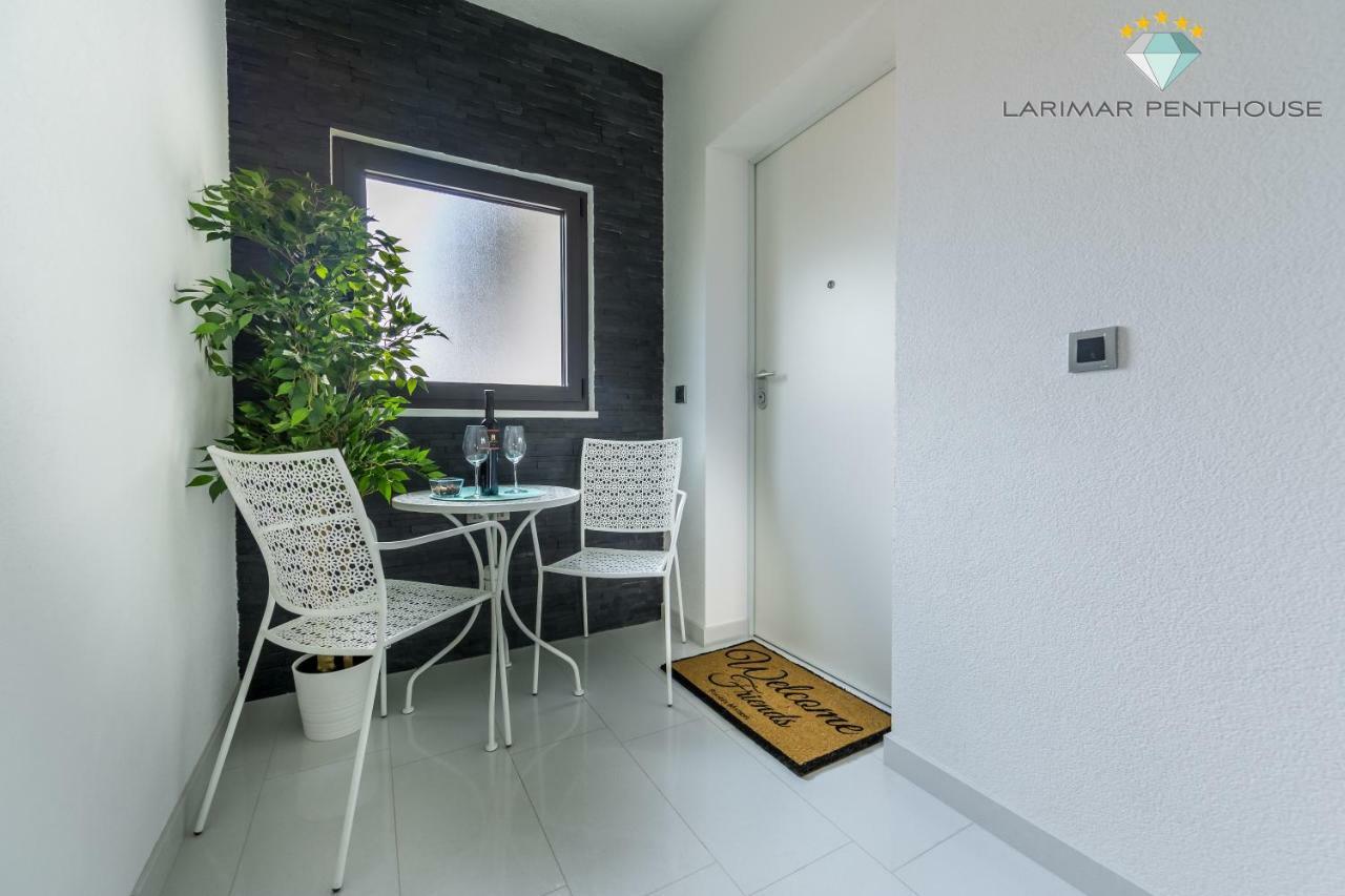 Larimar Penthouse Apartamento Crikvenica Exterior foto